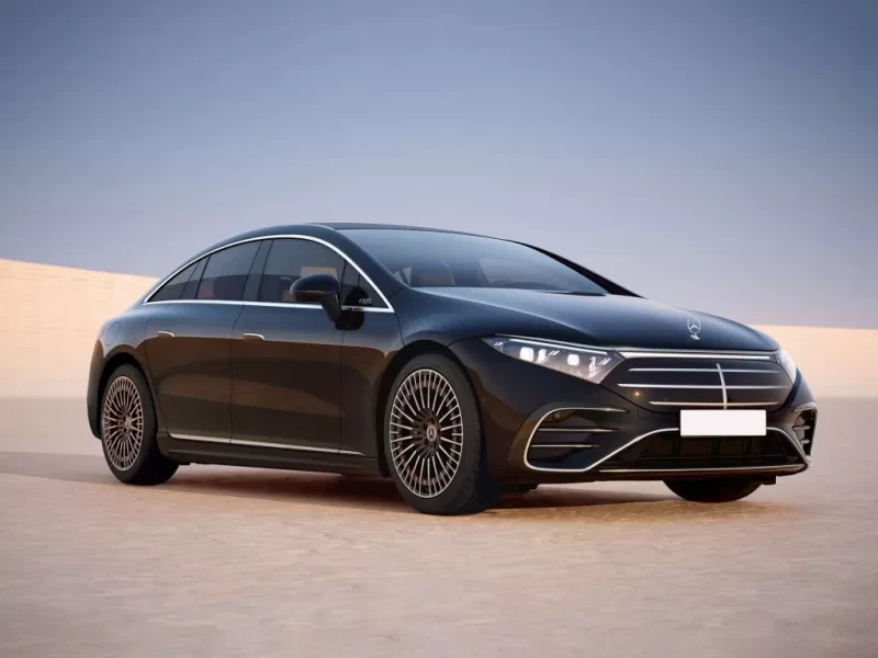 سيارات للقيادة لمسافات طويلة في الإمارات: كيف تختار الأنسب لك؟