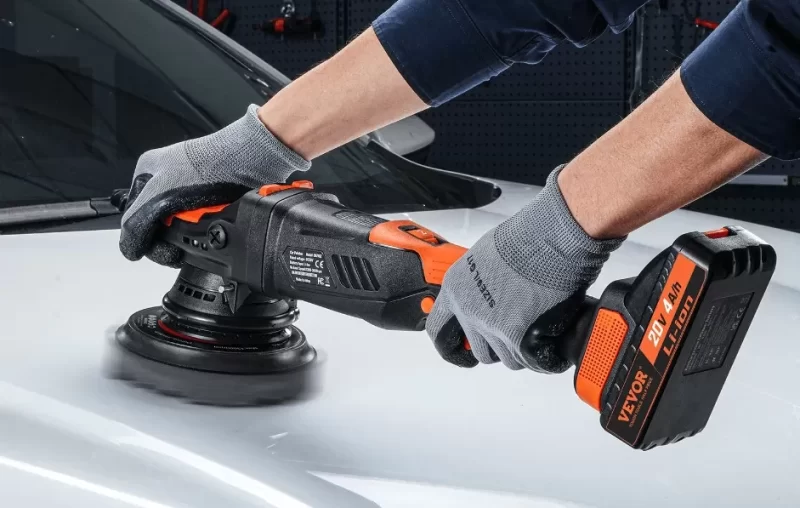 دليل المجد الإماراتية: عدد مرات تشميع السيارة المثالي لحماية الطلاء