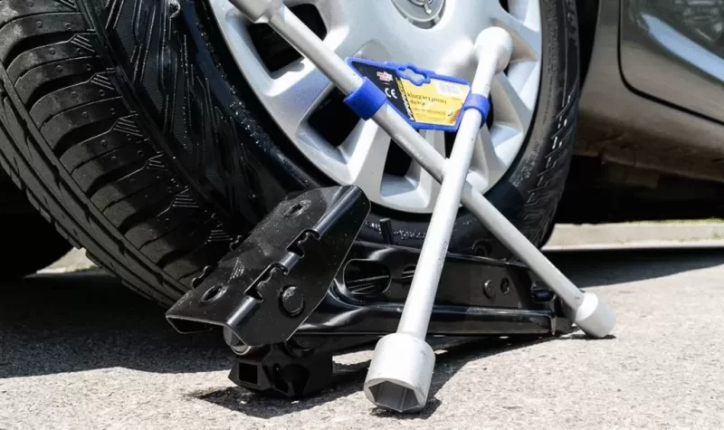 تعديل الإطارات في الإمارات: حافظ على سلامتك والتزم بالقوانين