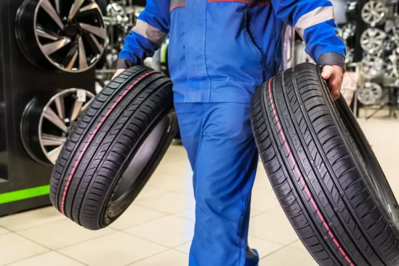 دليلك لاختيار مقاس الإطار المناسب لجميع أنواع السيارات في الإمارات