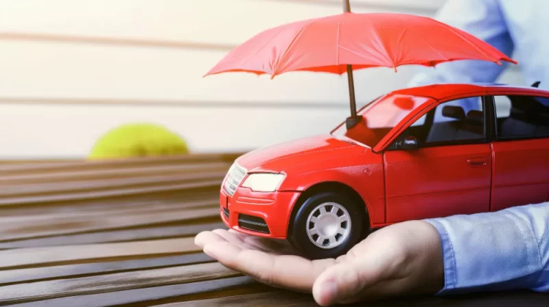 تأمين السيارات الشامل: دليل الإمارات لتبسيط عملية المطالبات