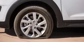 القيادة الآمنة: الإطار المثقوب - هل يستحق المخاطرة بالقيادة به؟