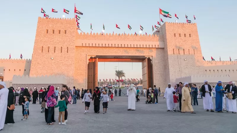 الإمارات ملتقى الحضارة والحداثة: إرث الشيخ زايد ورؤية المستقبل