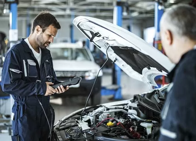 تأمين سلامتك: ميزات السلامة الأساسية في السيارات المستعملة