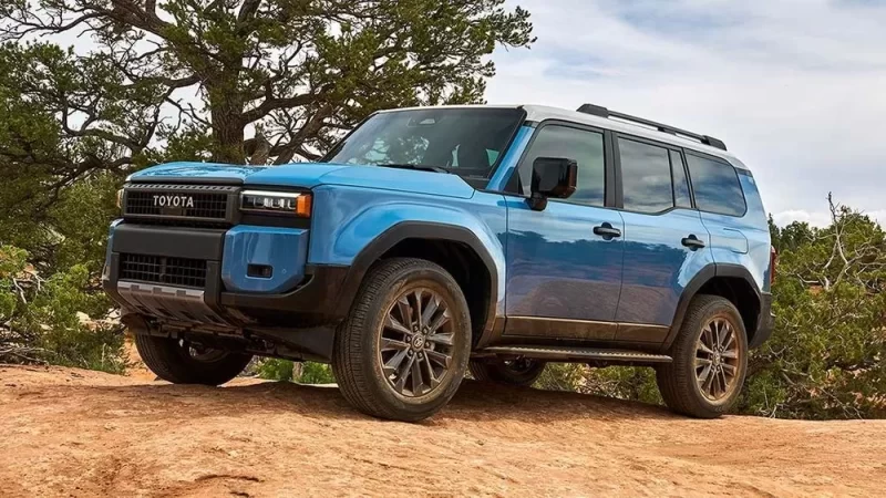 كل ما تحتاج معرفته عن إطارات تويوتا برادو: الأنواع، الأسعار، والميزات