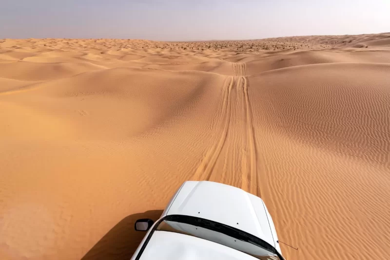 ميشلان: اختيار السائقين المحترفين لمغامرات الصحراء في الإمارات