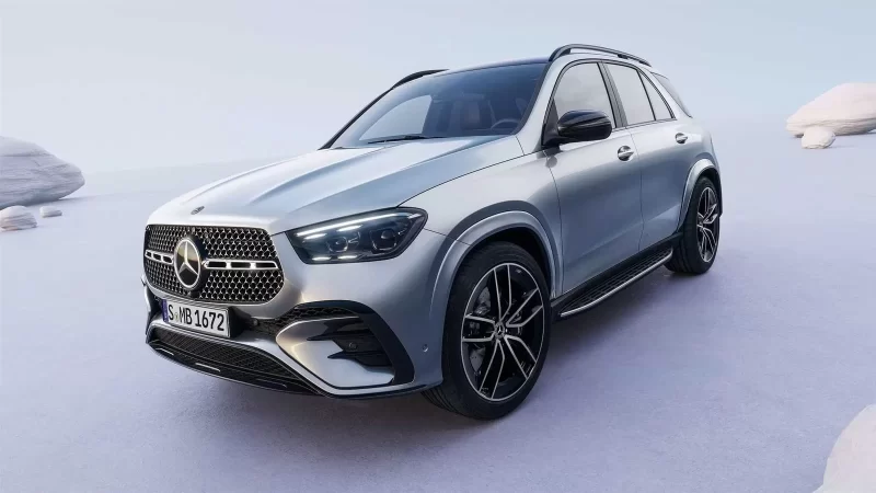 الخيار الأمثل: مقارنة بين سيارات الدفع الرباعي الفاخرة مرسيدس GLE و BMW X5