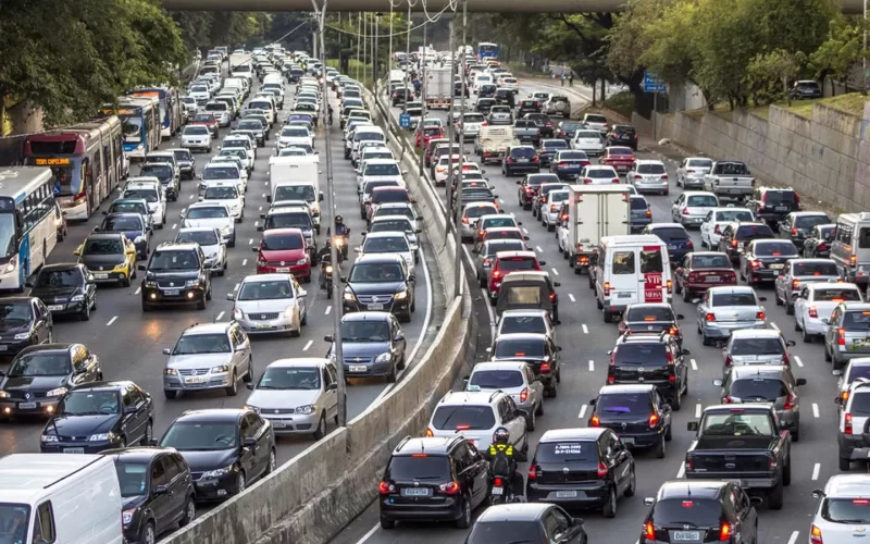 غرامات المرور في الفجيرة: كل ما تحتاج لمعرفته لتجنب المخالفات