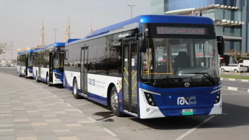 خطط لرحلتك: السفر من دبي إلى رأس الخيمة بالسيارة أو الحافلة