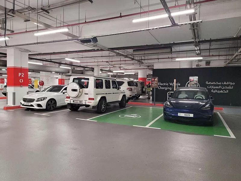 مواقف دبي مول: دليل محدث للمواقف والأسعار