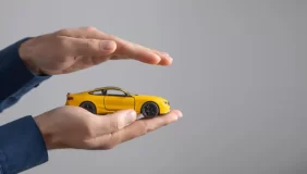 الدرجة الائتمانية وتأمين السيارات: ما العلاقة وكيفية الحصول على أفضل العروض في الإمارات