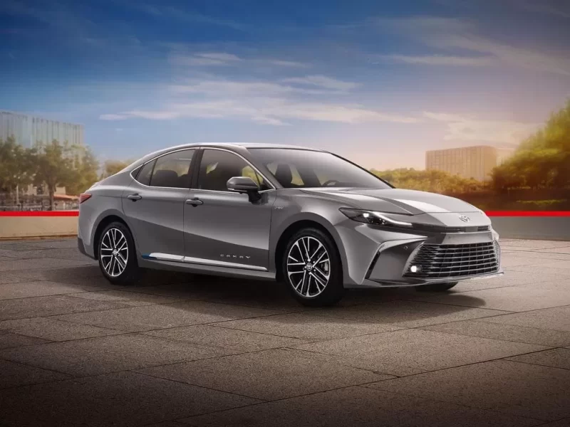 سيارة سيدان: أفضل العروض على الإطارات في الإمارات