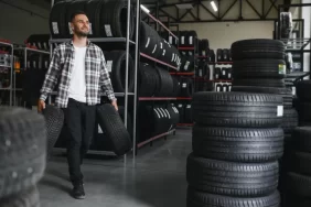 كيف تختار إطارات أقل ضوضاء؟ دليل تقليل ضوضاء الإطارات