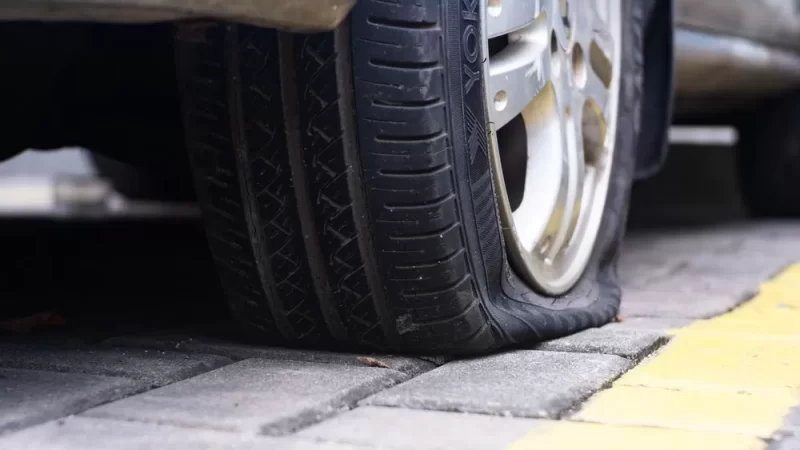 ضغط الإطارات والسلامة المرورية في الإمارات