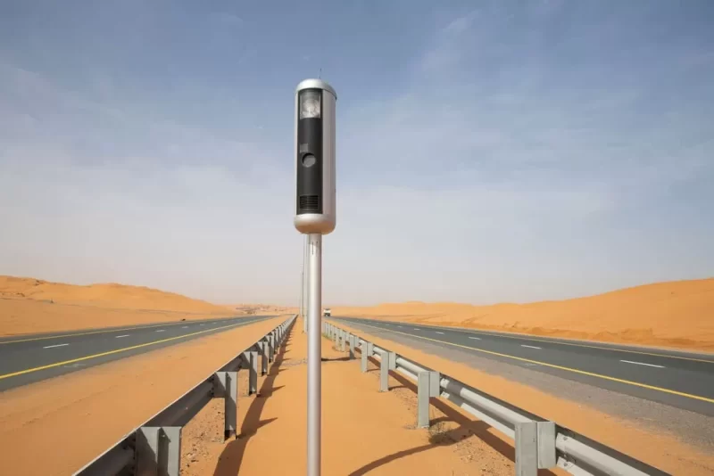 نظام الرادار الجديد في دبي: فوائد وتحديات