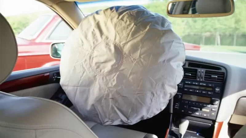 إصلاح الوسائد الهوائية: ضمان السلامة بعد الحوادث