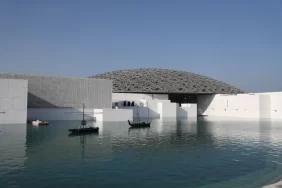 الإمارات: قصة نجاح حضاري في الموازنة بين الماضي والمستقبل