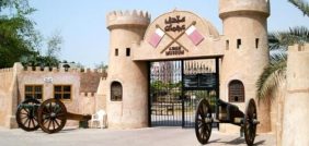 السياحة في عجمان: استمتع بالشواطئ والمعالم التاريخية