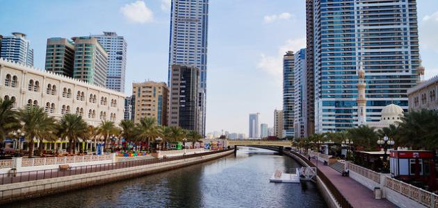السياحة في الإمارات: مغامرة لا مثيل لها في الشارقة ودبي