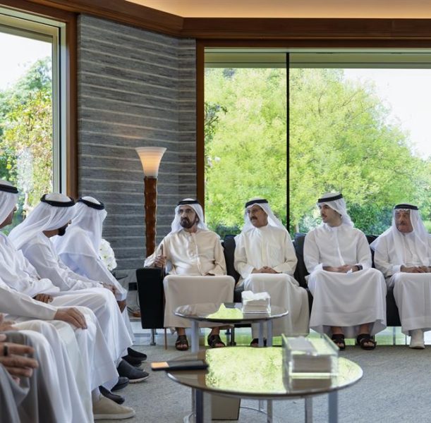 في وفاة فاطمة الكندي: واجب العزاء يعكس عمق الروابط الإنسانية