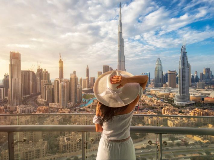 أماكن سياحية في دبي للأزواج: تجارب رومانسية فريدة