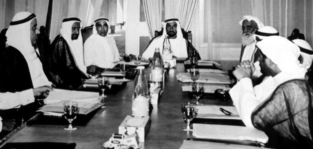 مستقبل مشرق: قيام اتحاد دولة الإمارات والقيادة الرشيدة