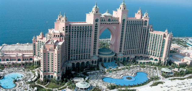 السياحة في الإمارات: استمتع بأجمل الأوقات في أحضان الحضارة