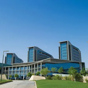 تطوير الرعاية الصحية: شراكات استراتيجية لتحقيق مستقبل صحي أفضل