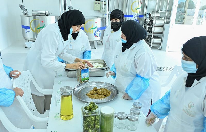 منتجات الألبان الفاخرة: نموذج إماراتي ملهم في التنمية المستدامة والاجتماعية