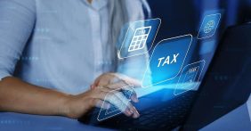 التحول الرقمي في الضرائب: كيف يعزز الذكاء الاصطناعي الامتثال الضريبي بالإمارات؟