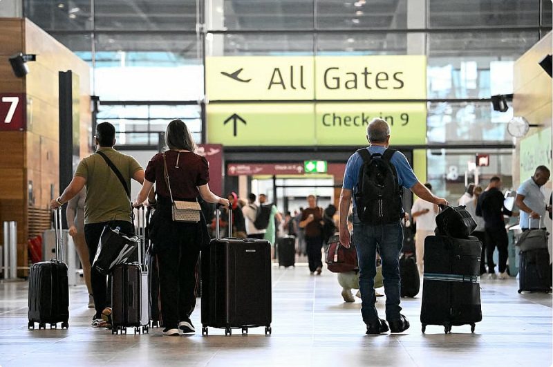 نقل الذهب يدوياً: مستقبل التنظيم في الإمارات