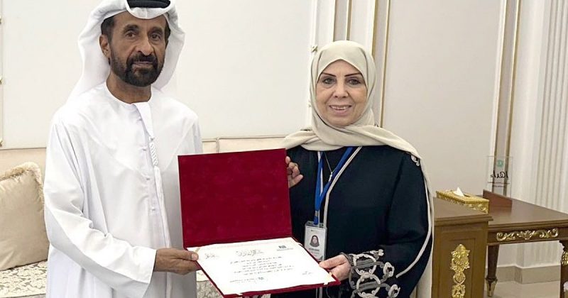 فاطمة داخل: قصص ملهمة في التعليم تجسد رؤية الإمارات