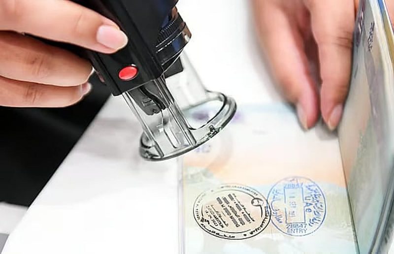 الإقامة الذهبية: خدمات قنصلية مبتكرة تعزز مكانة الإمارات كوجهة عالمية