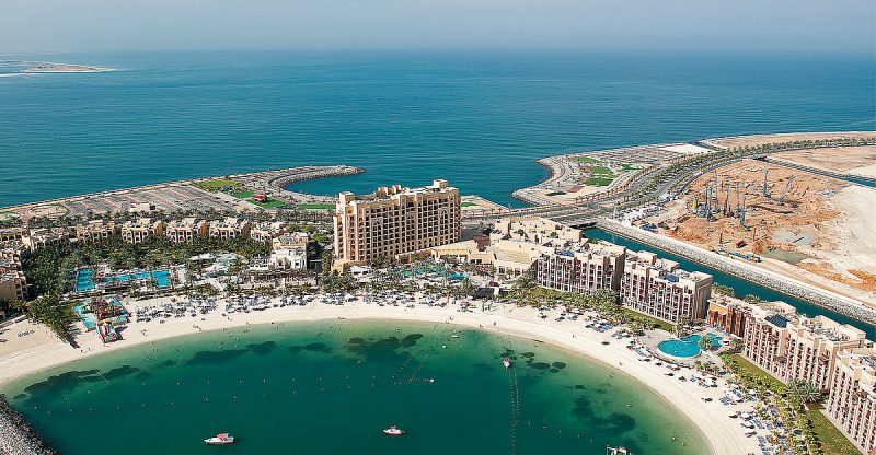 رأس الخيمة تعزز مكانتها كمركز جاذب للاستثمار بفضل قطاع الأعمال