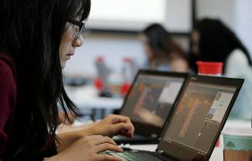 ابدأ الآن: دورات تعلم اللغة العربية في أبوظبي تنتظرك