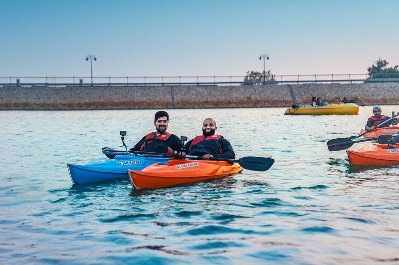 السياحة في العين: لماذا يجب أن تكون وجهتك القادمة في أبوظبي؟