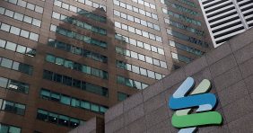 التمويل المستدام: كيف يساهم ستاندرد تشارترد في تحقيق رؤية الإمارات 2030؟