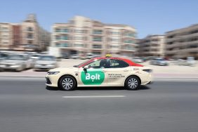 أرباح مؤسسة تاكسي دبي: قصة نجاح في سوق النقل الذكي