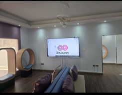 دعم التوحد في دبي: كيف يغير مركز الرحلة حياة الشباب؟