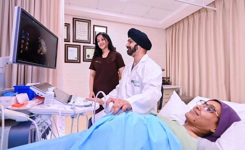 علاج متلازمة نقل الدم التوأمي: بصيص أمل للأمهات في الإمارات