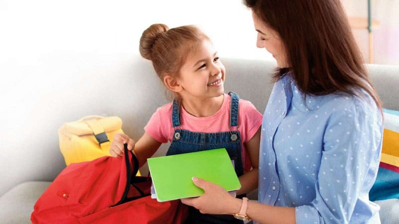 خطوات سهلة لرعاية الأطفال في الإمارات للأمهات العازبات والمطلقات