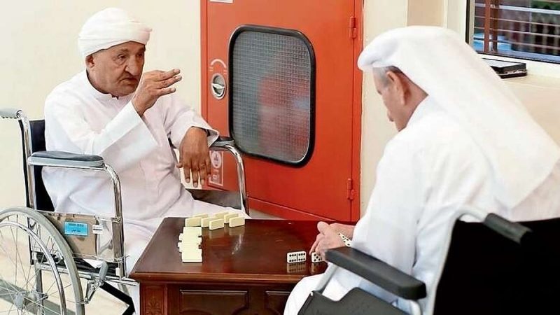 بطاقتي بركتنا وفزعة: مزايا لا تقدر بثمن لكبار السن في أبوظبي