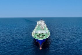 مستقبل أدنوك للإمداد والخدمات: تحديات وفرص