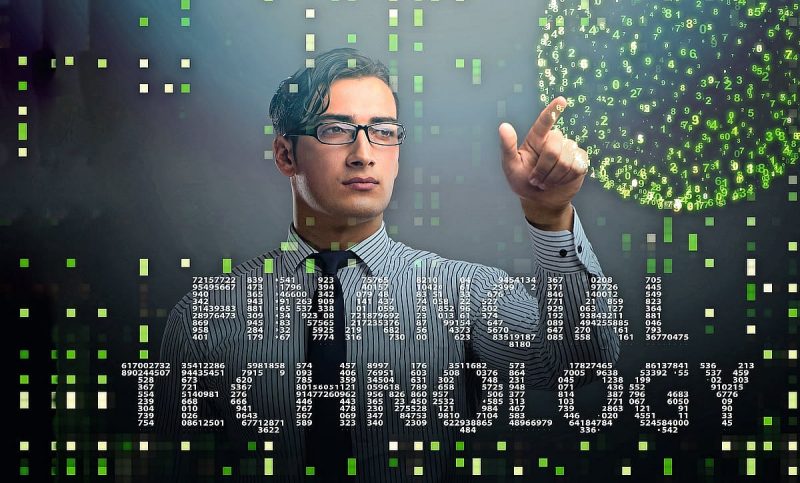 التمويل الرقمي: كيف تستعد الإمارات لمستقبل الخدمات المالية؟