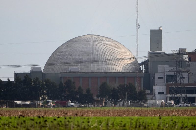 الطاقة النووية: هل تتجاوز التحديات وتلبي طموحات الذكاء الاصطناعي؟