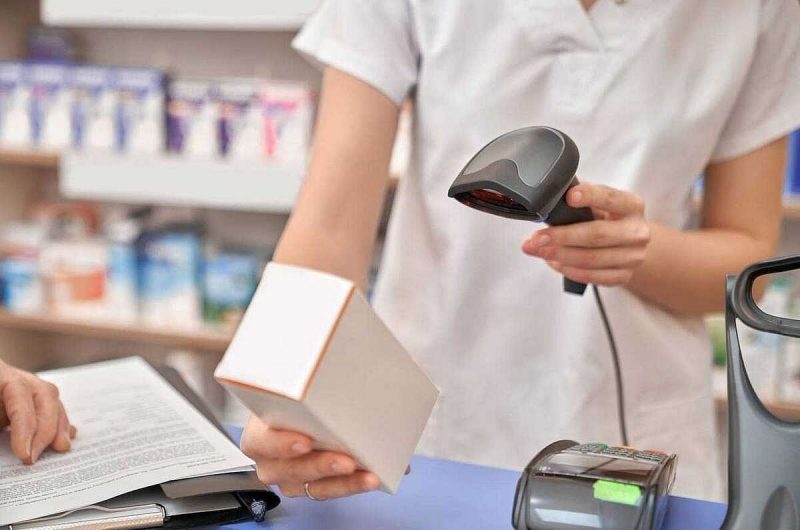 صناعة الأدوية المحلية في الإمارات: هل تحقق الدولة الريادة الإقليمية؟