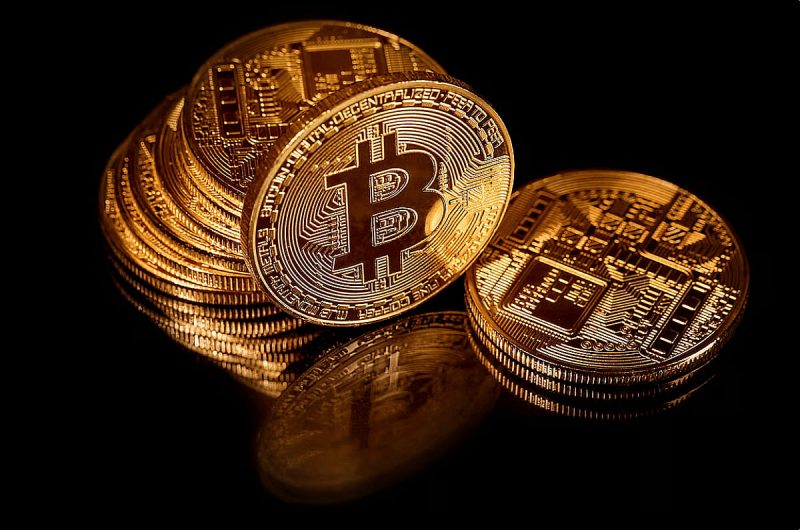 العملات المشفرة: دبي تقود التحول الرقمي في الإمارات