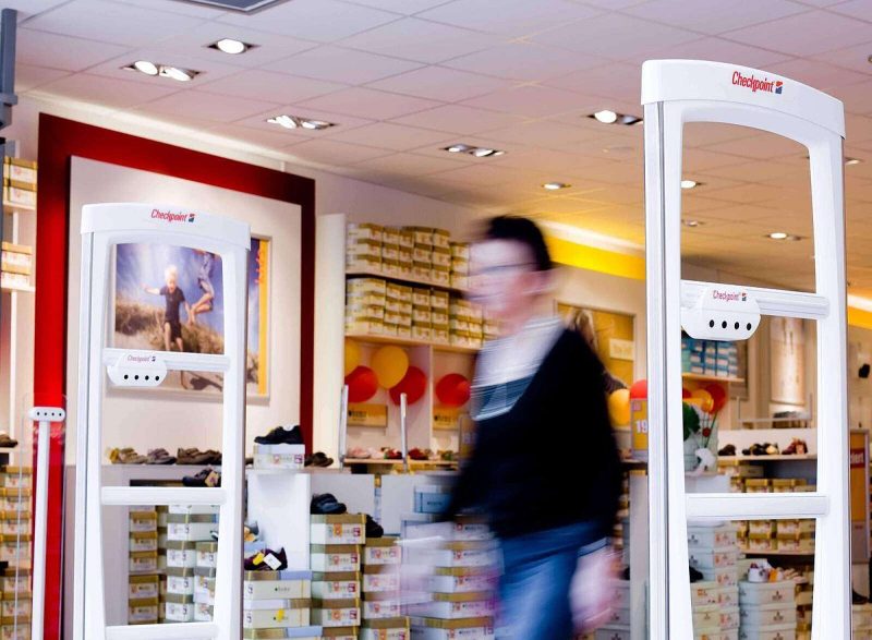 دليل شامل حول سرقة المتاجر: الأسباب والعلاج والوقاية