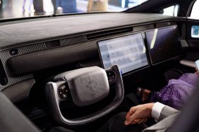 تينسور: سيارة ذاتية القيادة تعيد تعريف معايير الفخامة في الإمارات