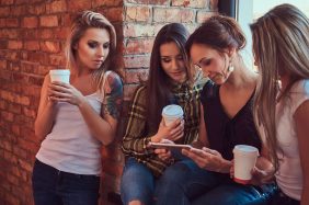 الإمارات وإحياء العلاقات الاجتماعية: مستقبل اجتماعي مزدهر